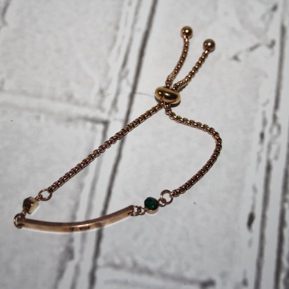 Beautiful gold EVA bracelet with green rhinestones Bolo style Adjustable - Picture 2 of 4